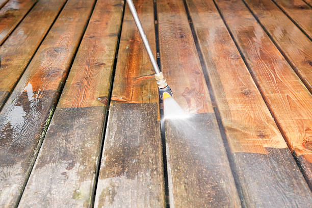 Professional Pressure washing in Meadow Lakes, AK